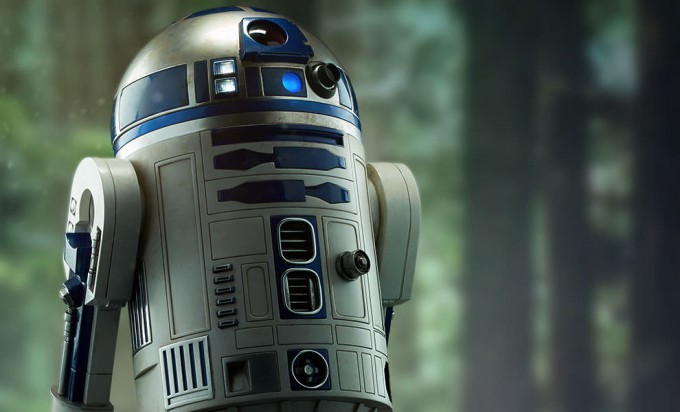 star-wars-r2-d2-legendary-scale-feature-400155.jpg